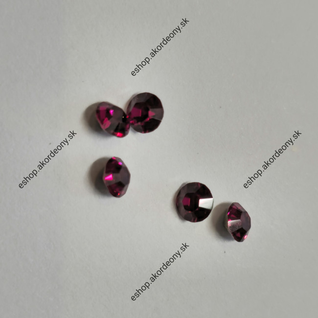 Kamienky Swarovski
