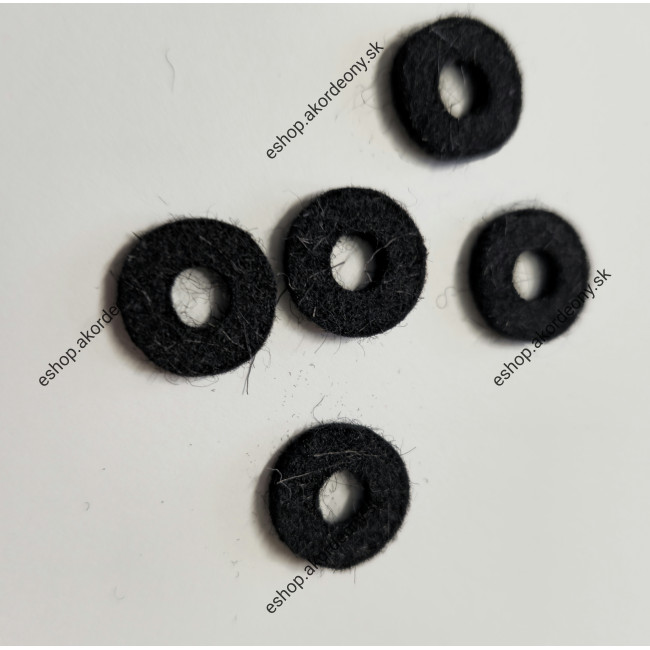 Filcové podložky pod gombíky s rozmerom 14,5 x 2,5 mm, farba čierna