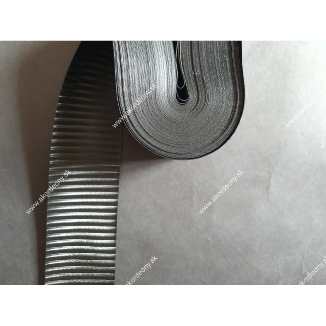 Koženka na rámik mechu prúžkovaná, šírka 50 mm, farba čierna
